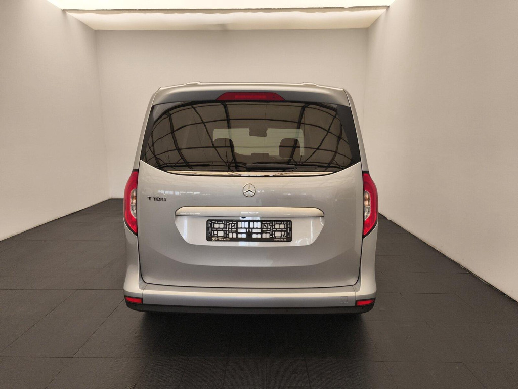 Mercedes-Benz T 180