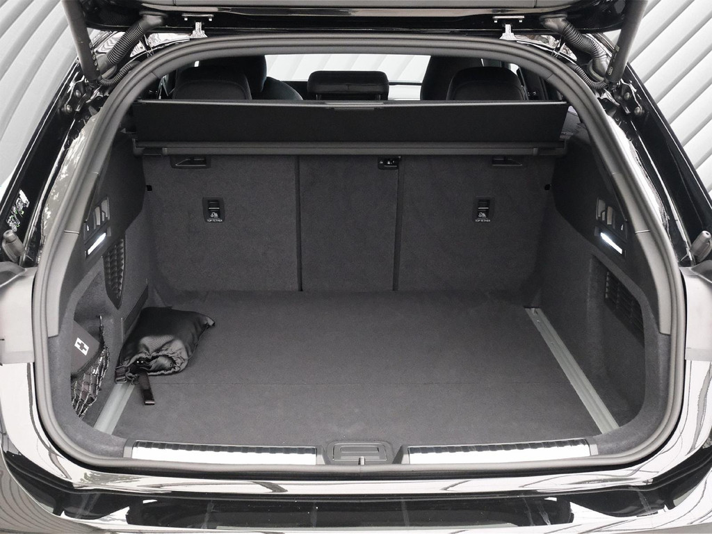 Audi A6 e-tron Avant Quattro Edition