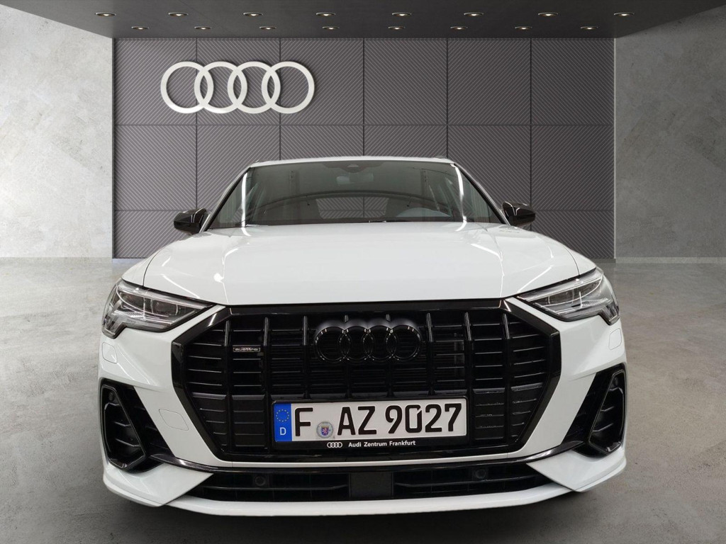 Audi Q3 Quattro S-Line S-Tronic 40 TDI