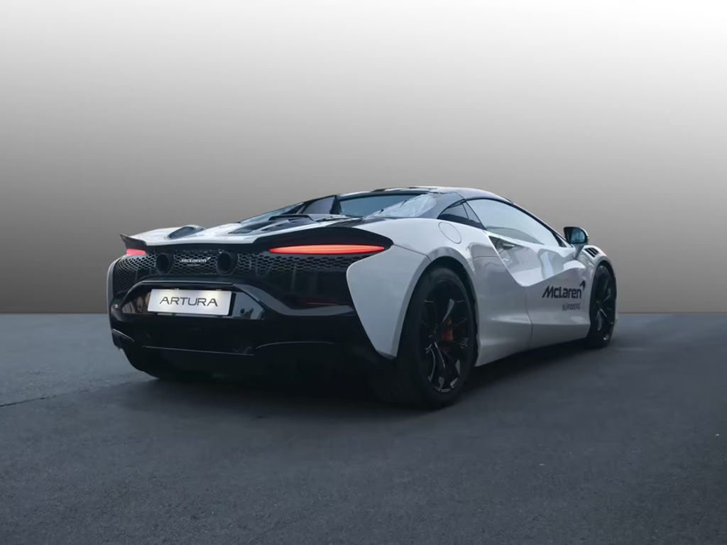 McLaren Artura