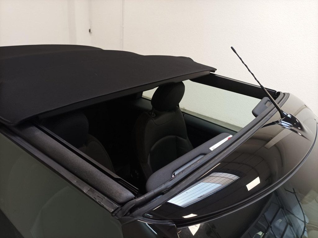 Mini John Cooper Works Cabrio