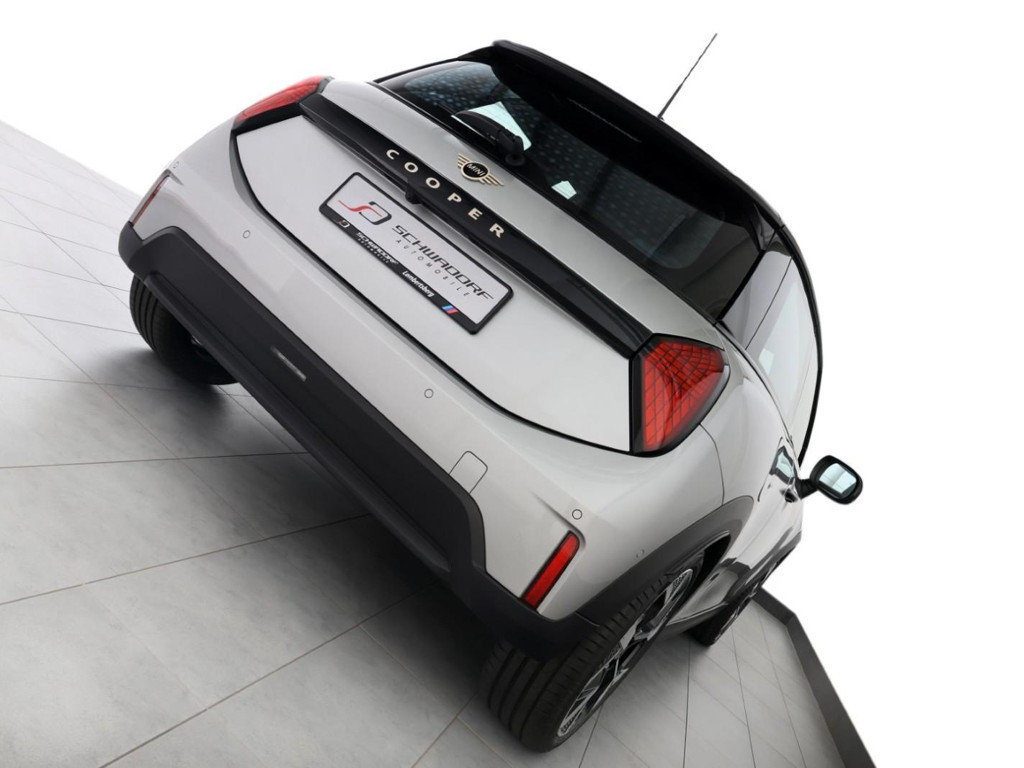 Mini Cooper Favoured John Cooper Works