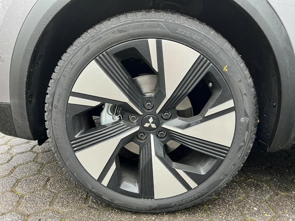 Mitsubishi Grandis