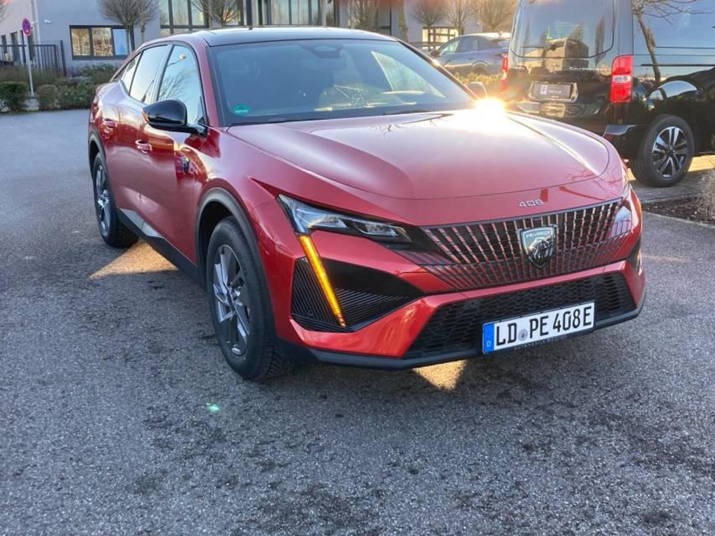 Peugeot 408