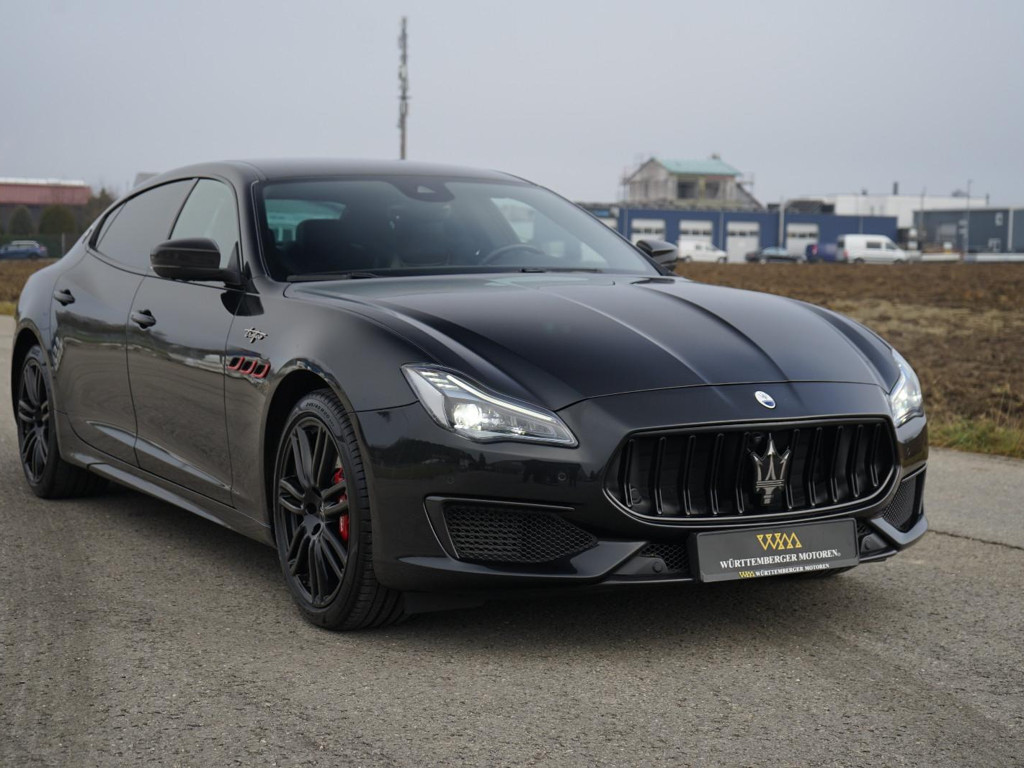Maserati Quattroporte
