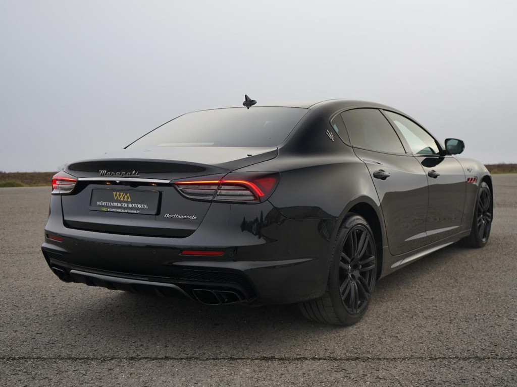 Maserati Quattroporte