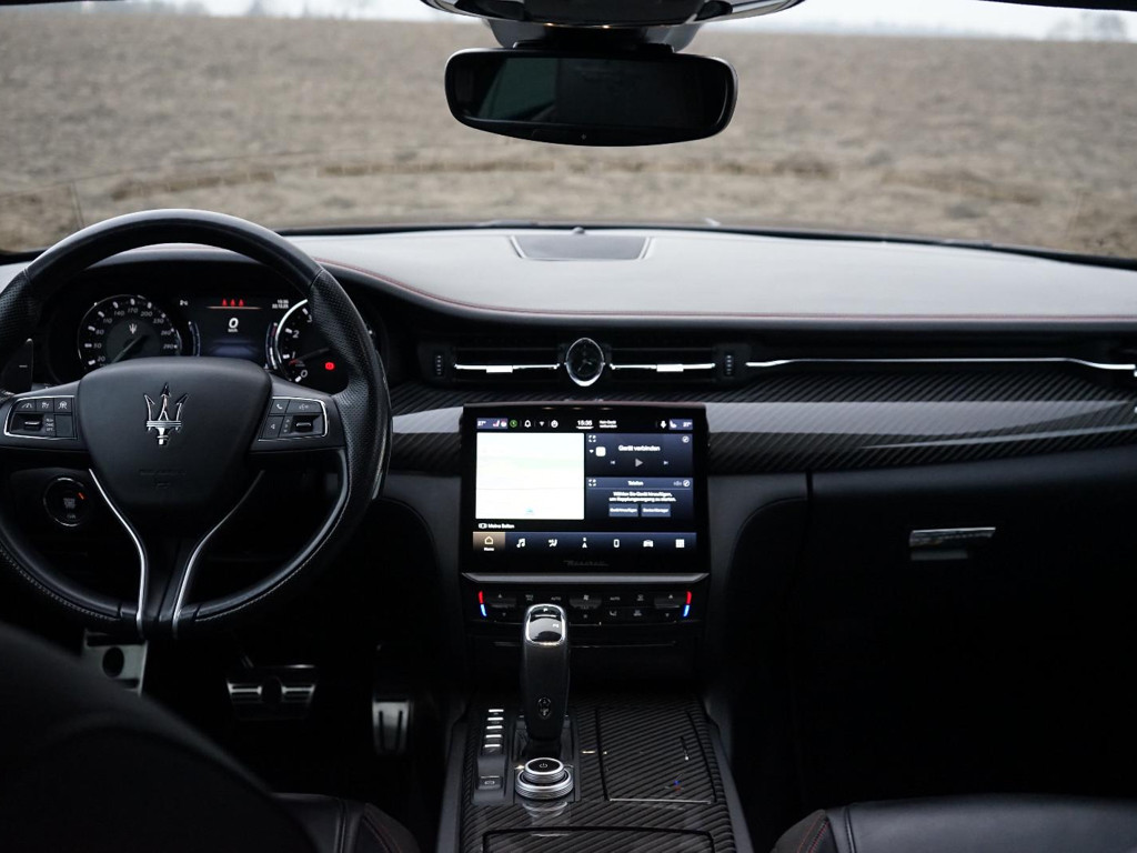 Maserati Quattroporte