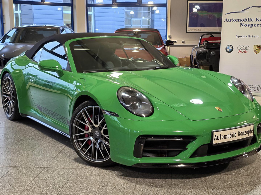 Porsche 992 S Cabrio Carrera 4