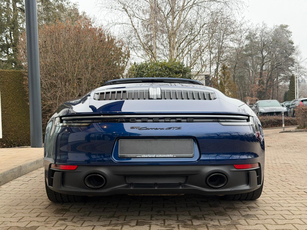 Porsche 992