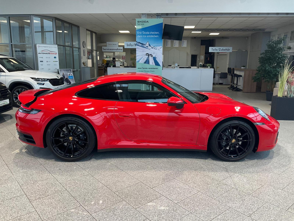 Porsche 992