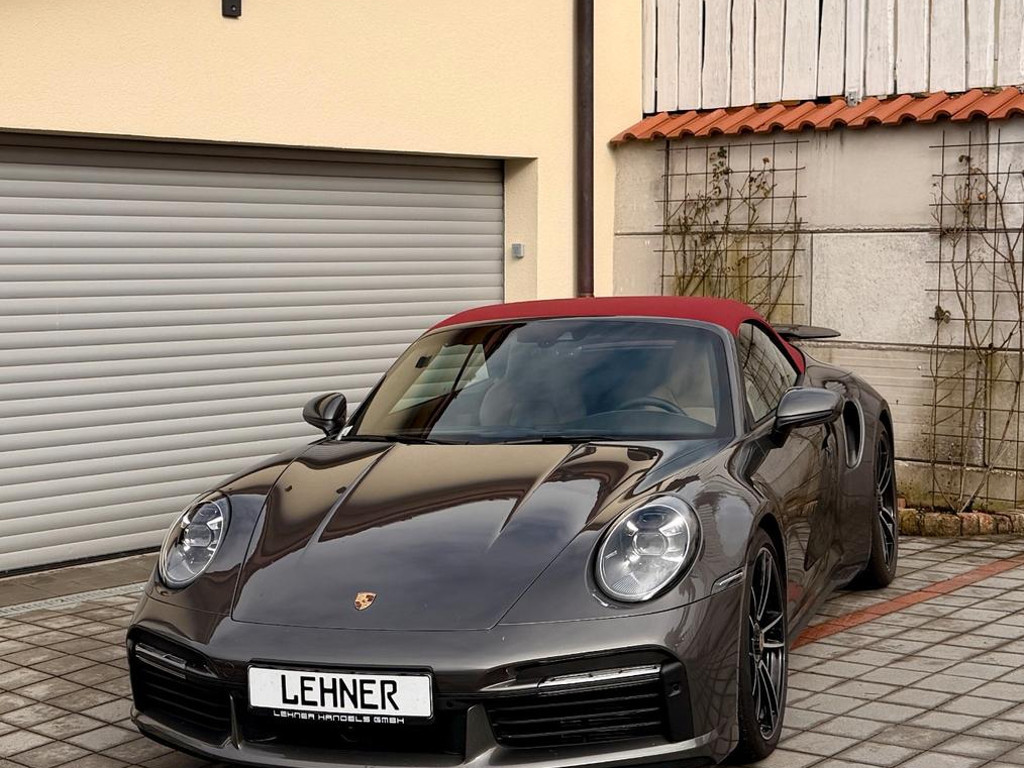 Porsche 992