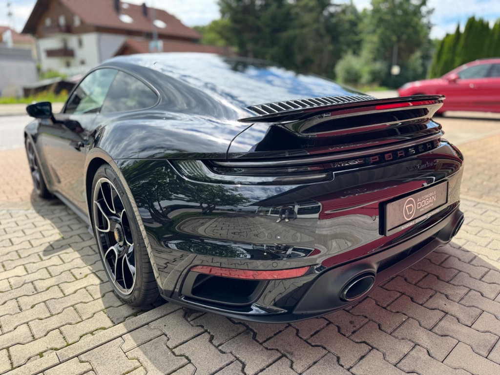 Porsche 992