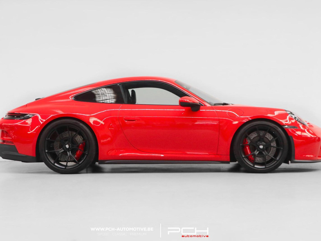 Porsche 992