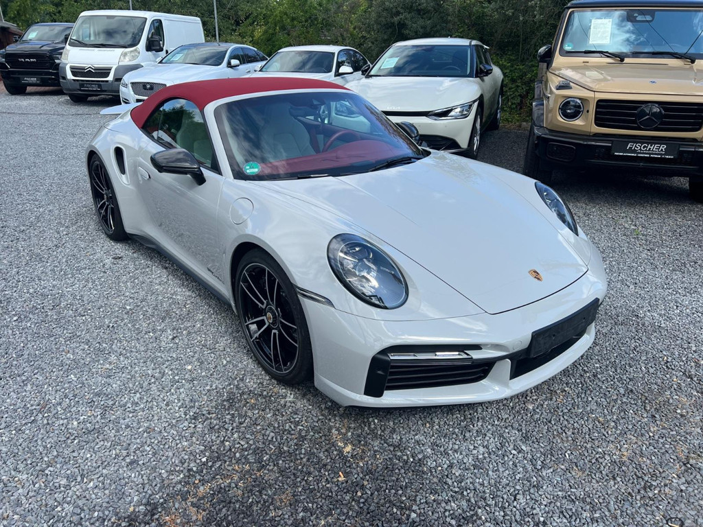 Porsche 992