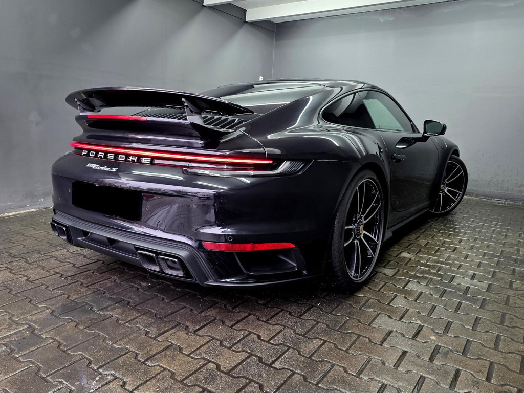 Porsche 992