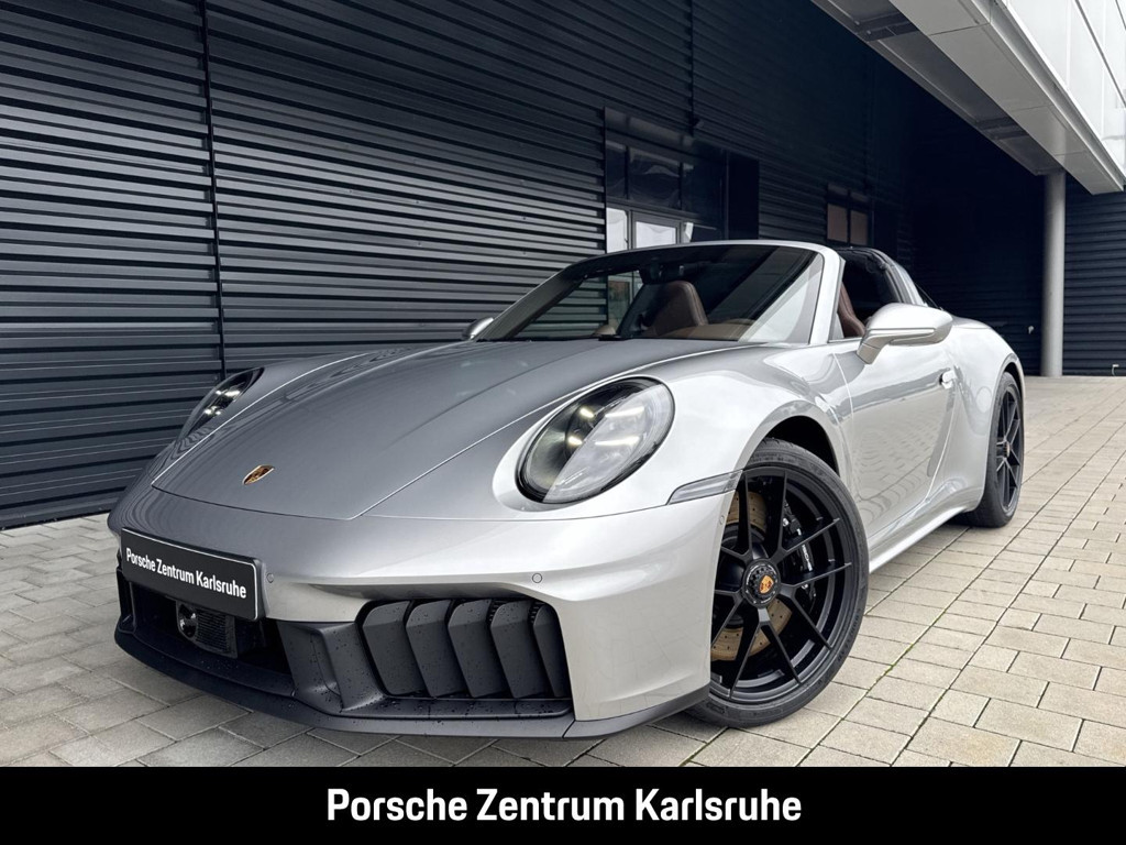 Porsche 992 GTS Targa 4