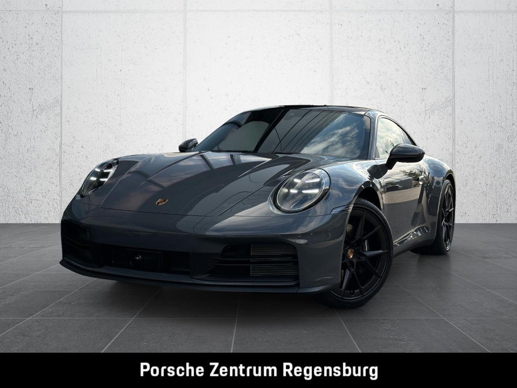 Porsche 992 Carrera