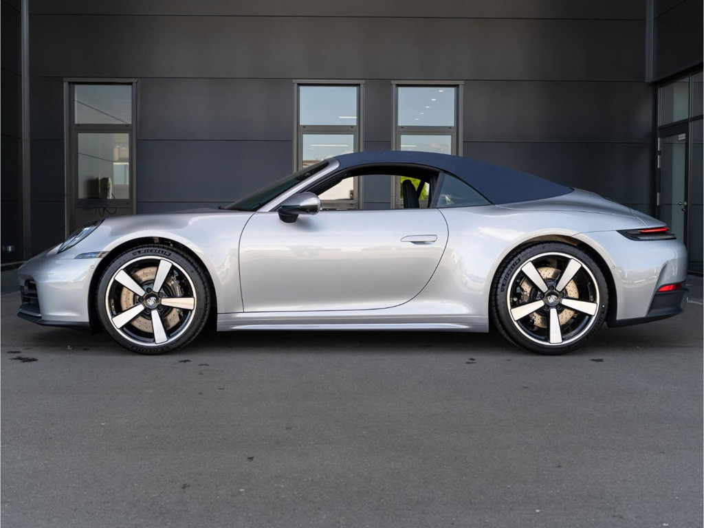 Porsche 992