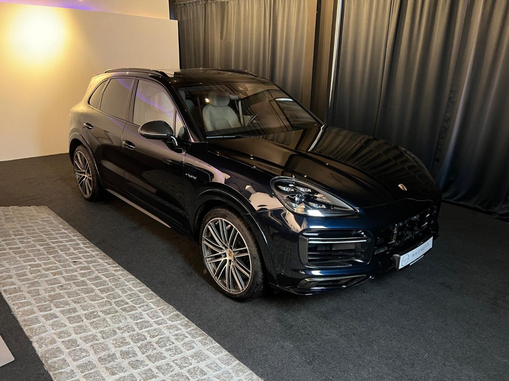 Porsche Cayenne E-Hybrid S Turbo
