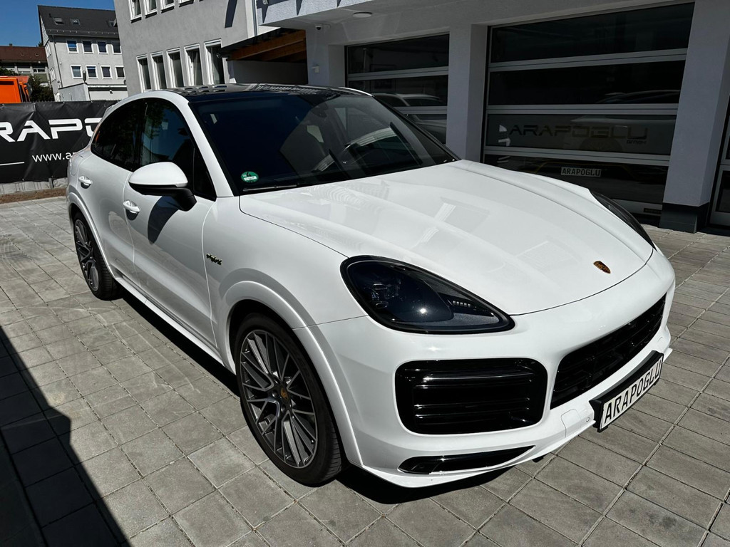 Porsche Cayenne E-Hybrid Coupé