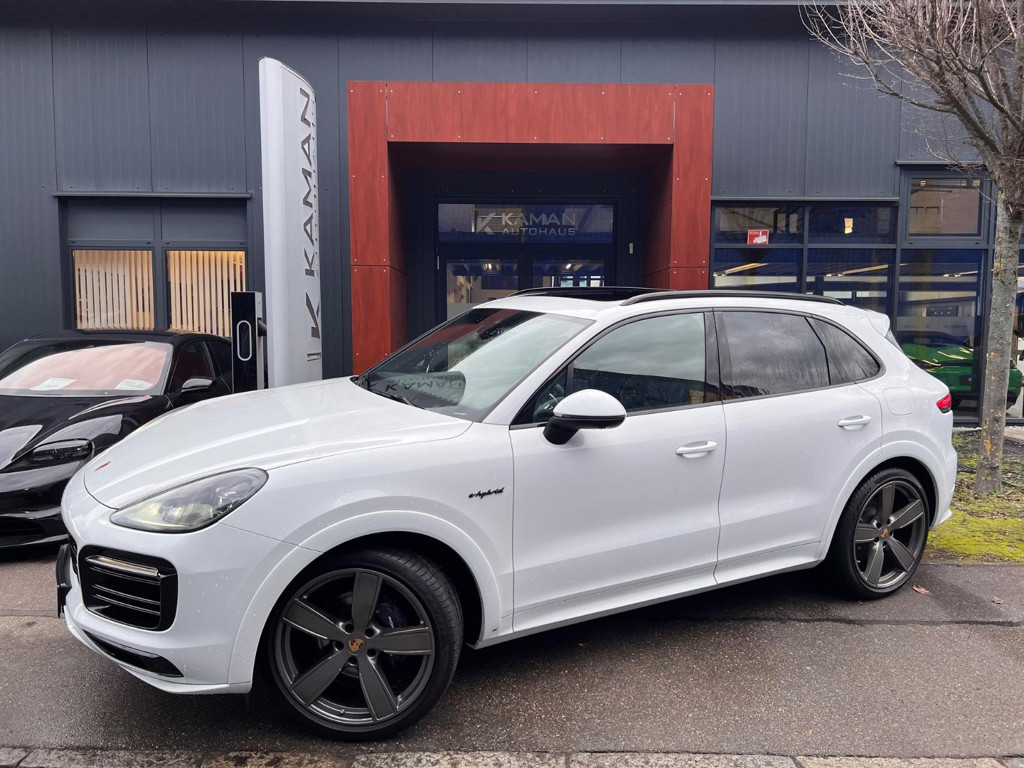 Porsche Cayenne E-Hybrid Platinum Edition