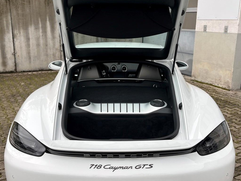 Porsche Cayman