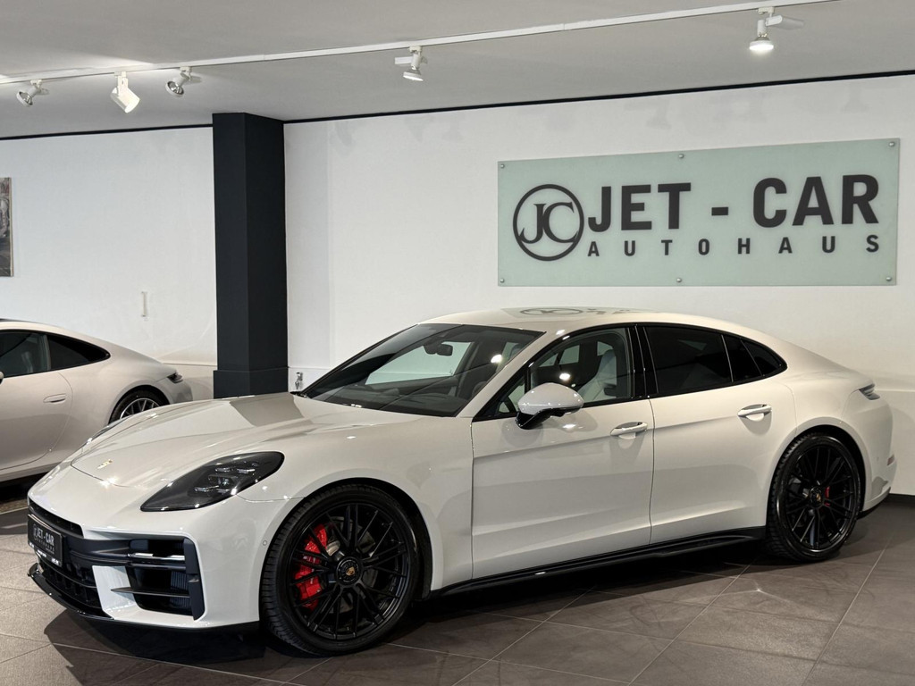 Porsche Panamera GTS