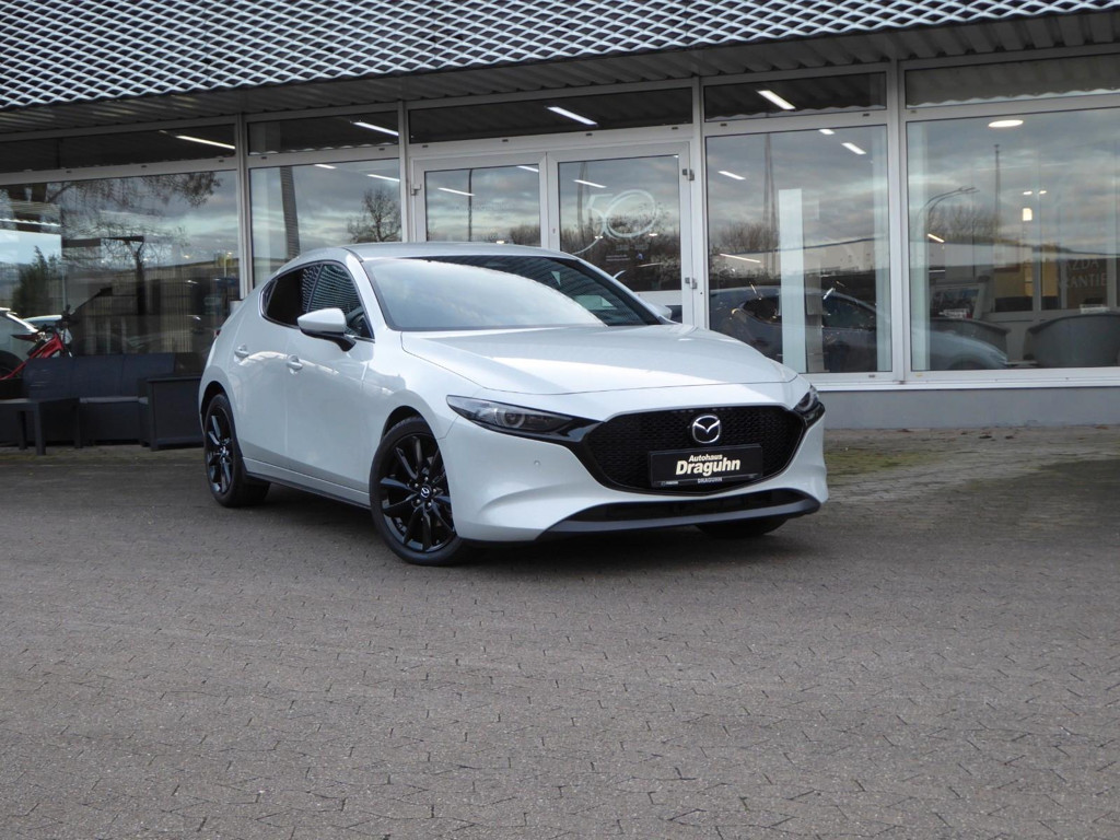 Mazda 3 Exclusive-line