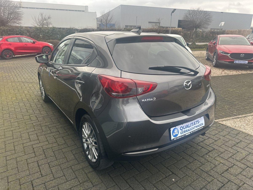 Mazda 2