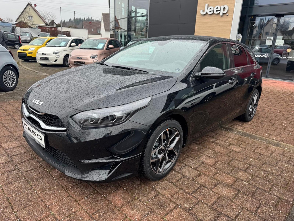 Kia Ceed Ceed 1.5 140PS AUT Ultimate P8 NAVI KAMERA SITZH