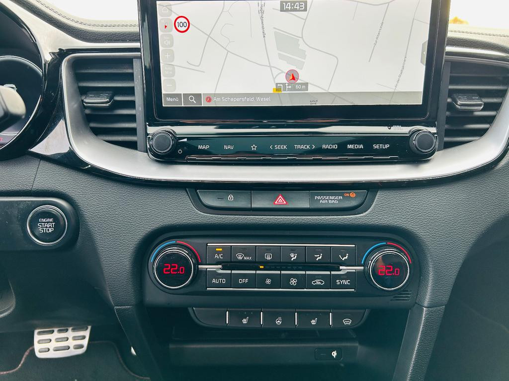 Kia ProCeed