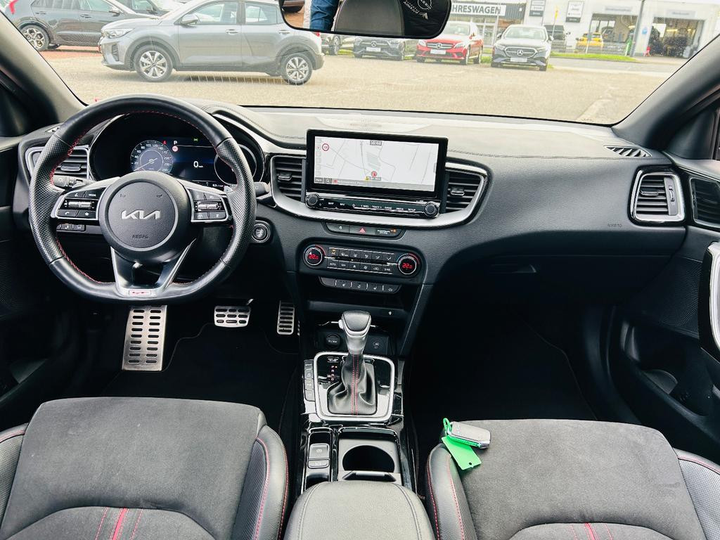 Kia ProCeed