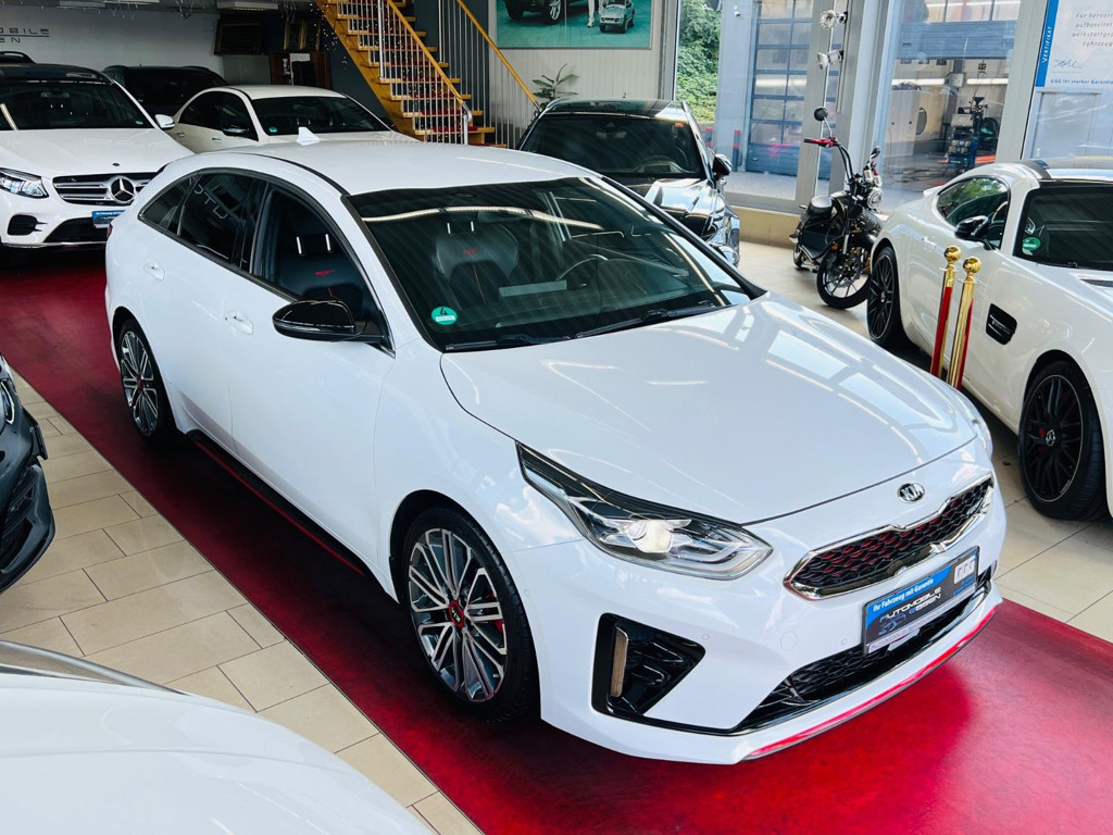 Kia ProCeed