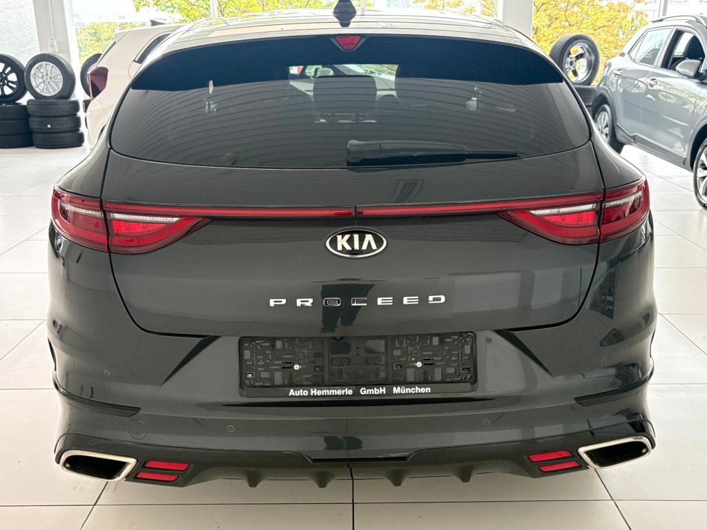 Kia ProCeed