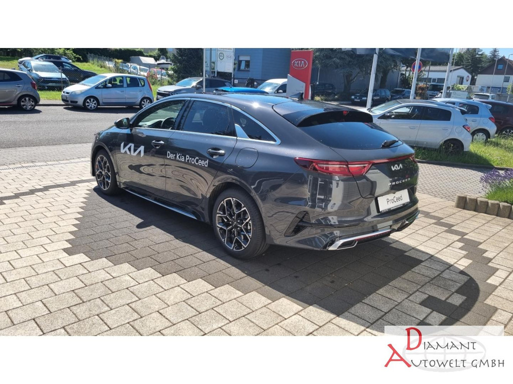 Kia ProCeed