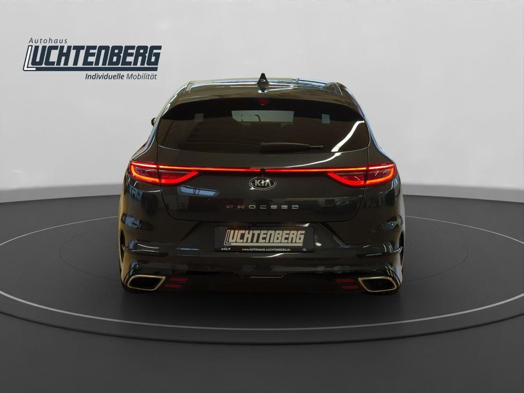 Kia ProCeed