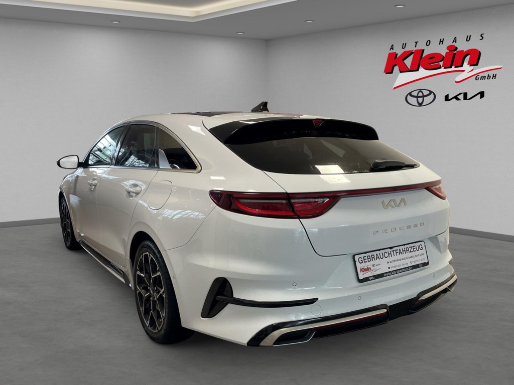 Kia ProCeed
