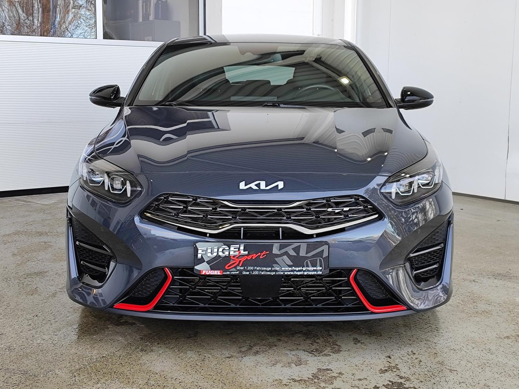 Kia ProCeed
