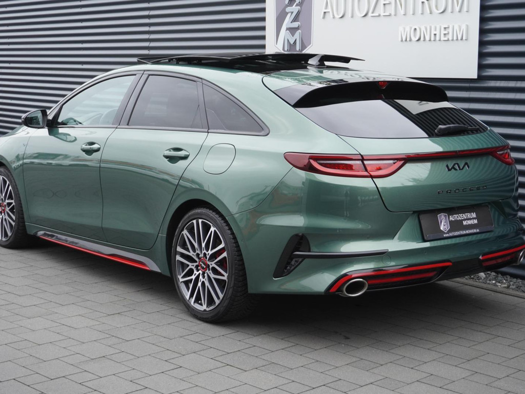 Kia ProCeed