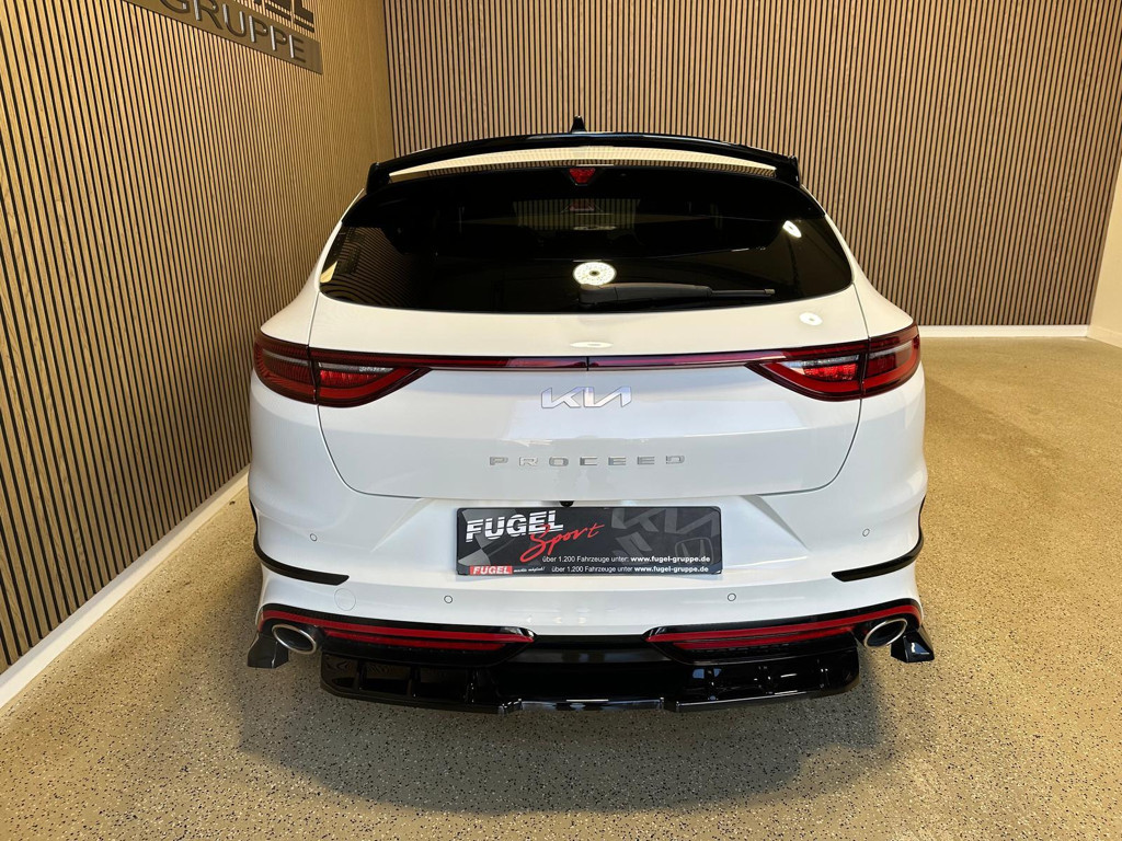 Kia ProCeed