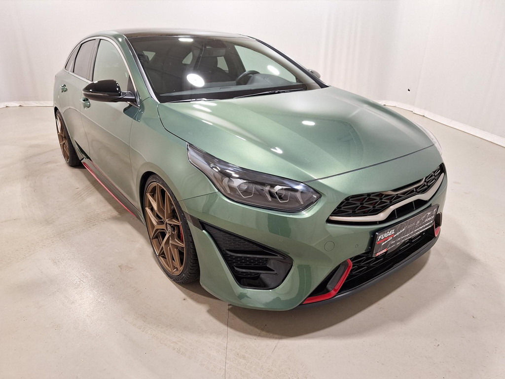 Kia ProCeed