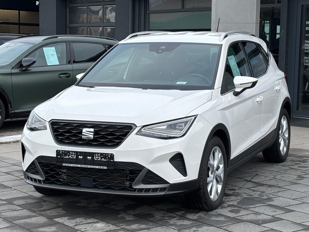 Seat Arona