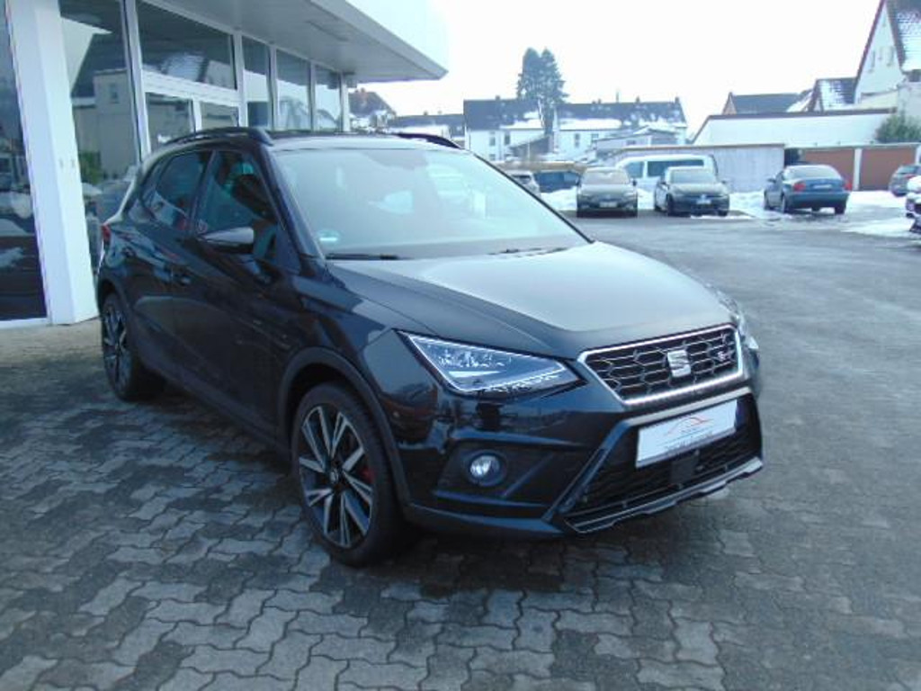 Seat Arona