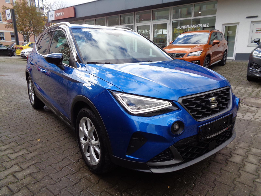 Seat Arona