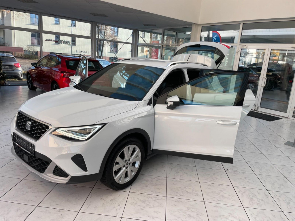 Seat Arona