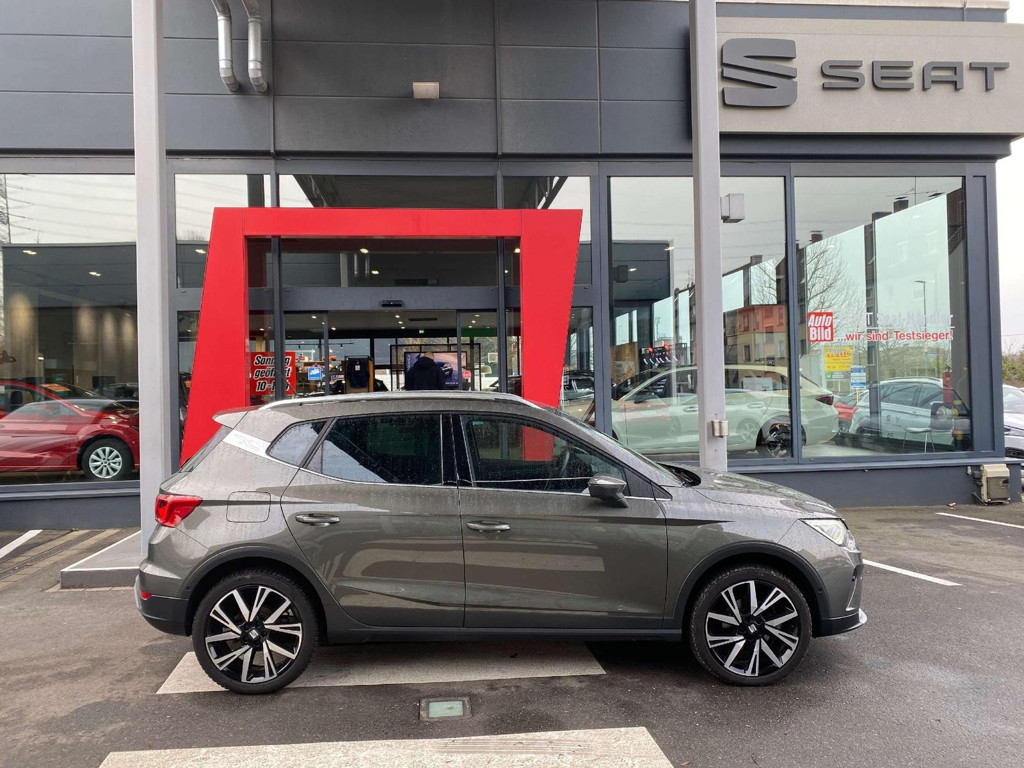 Seat Arona