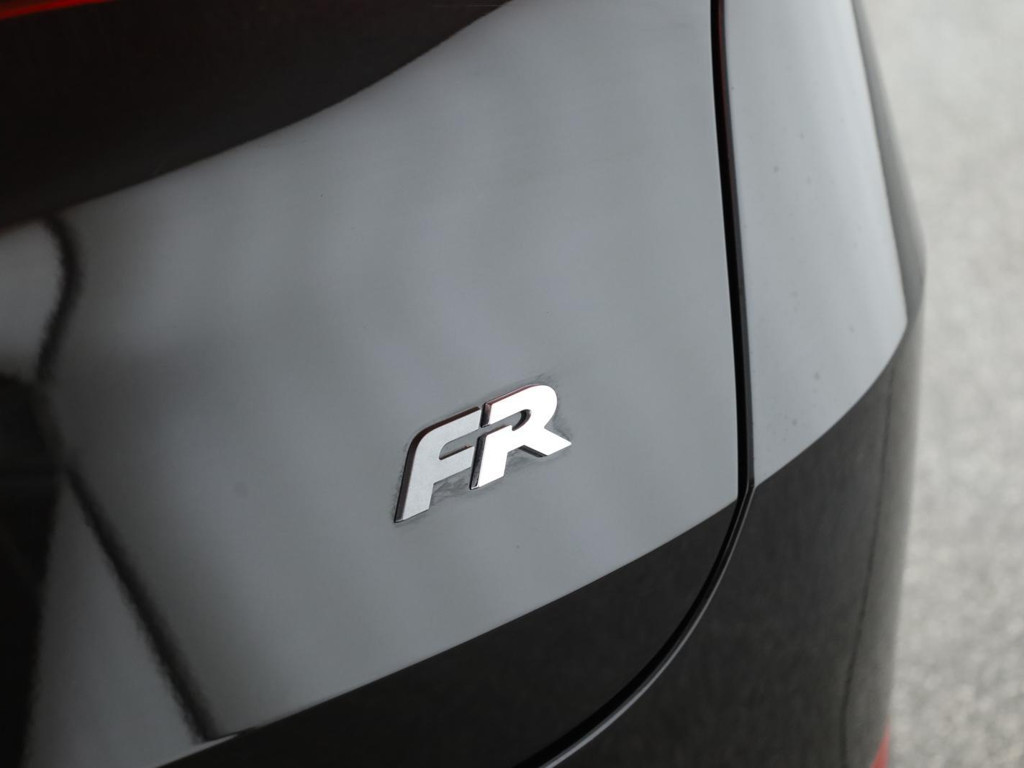 Seat Leon 2.0 TDI FR-lijn Sportstourer DSG