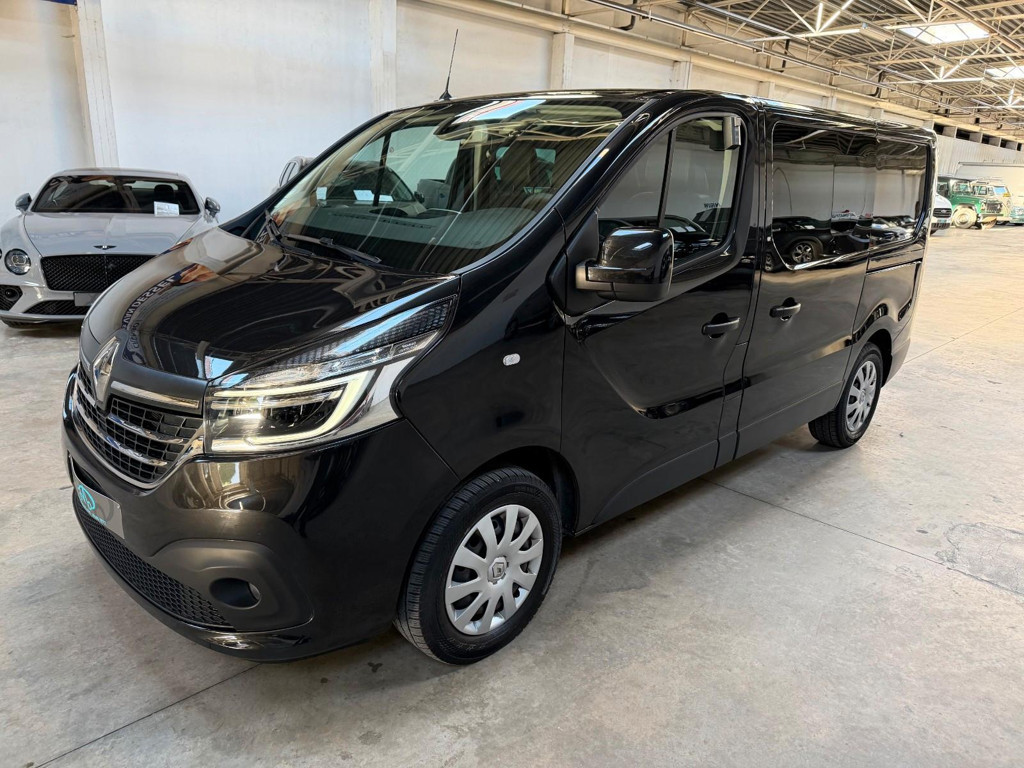 Renault Trafic Doppelkabine 6 sitze navi camera carplay