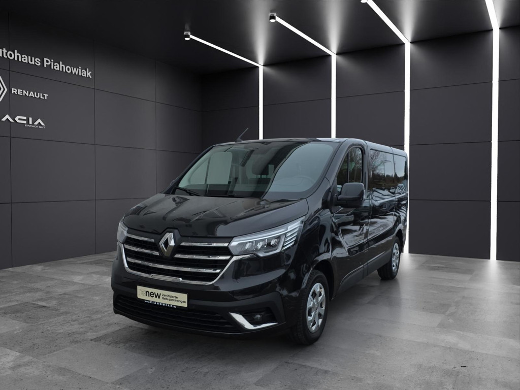 Renault Trafic Life dCi 150