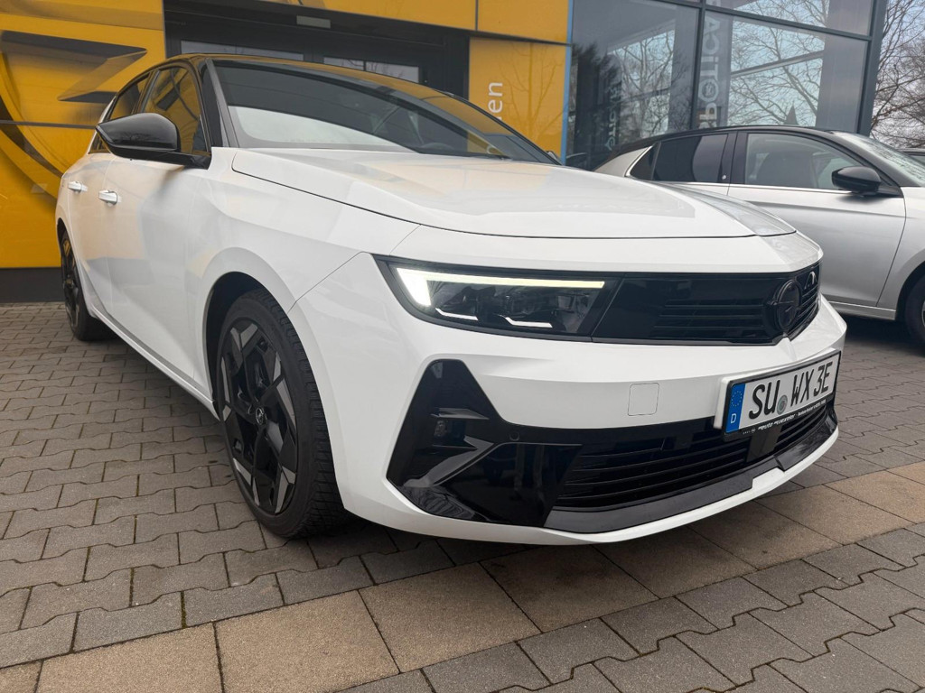 Opel Astra Innovation Hybrid GSe